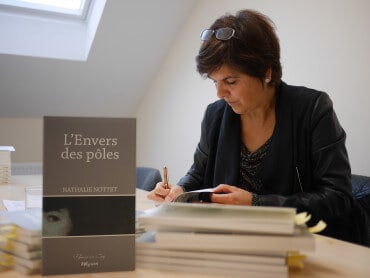 L’Envers des pôles, premier roman de Nathalie Nottet
